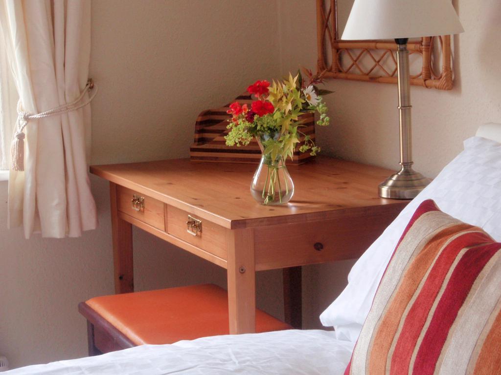 Weston House Bed and Breakfast Bampton  Rum bild