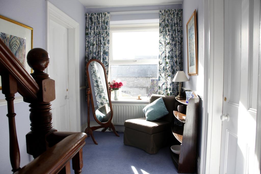 Weston House Bed and Breakfast Bampton  Exteriör bild
